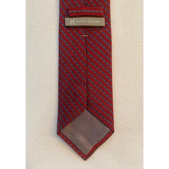 Hickey Freeman Men's Red Geometric Silk Necktie 60 x 3.75 in. - Picture 3 of 3